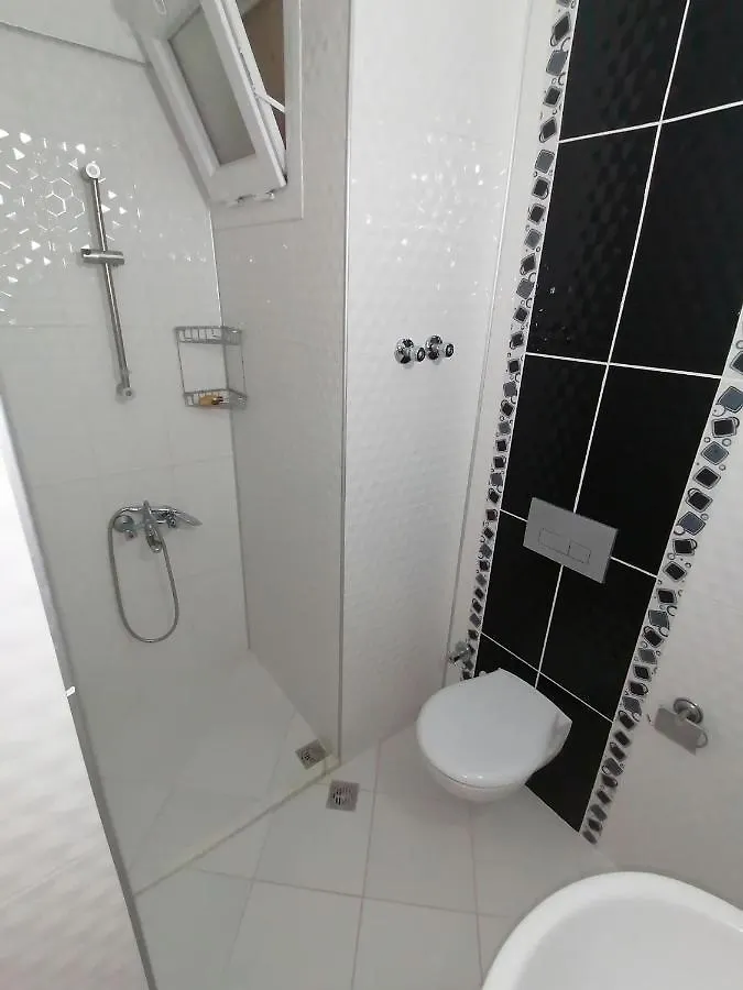 Dinc Otel Fethiye Oludeniz Bed & Breakfast